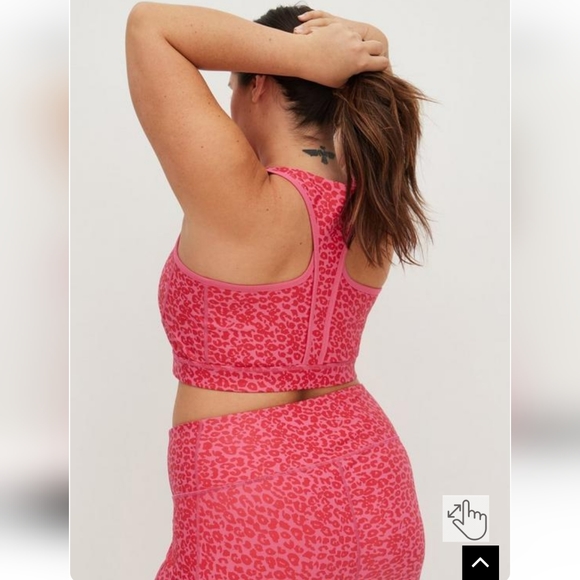 Torrid Low-Impact Cropped Zip Front Active Sports Bra VDay Pink Leopard - Picture 3 of 8